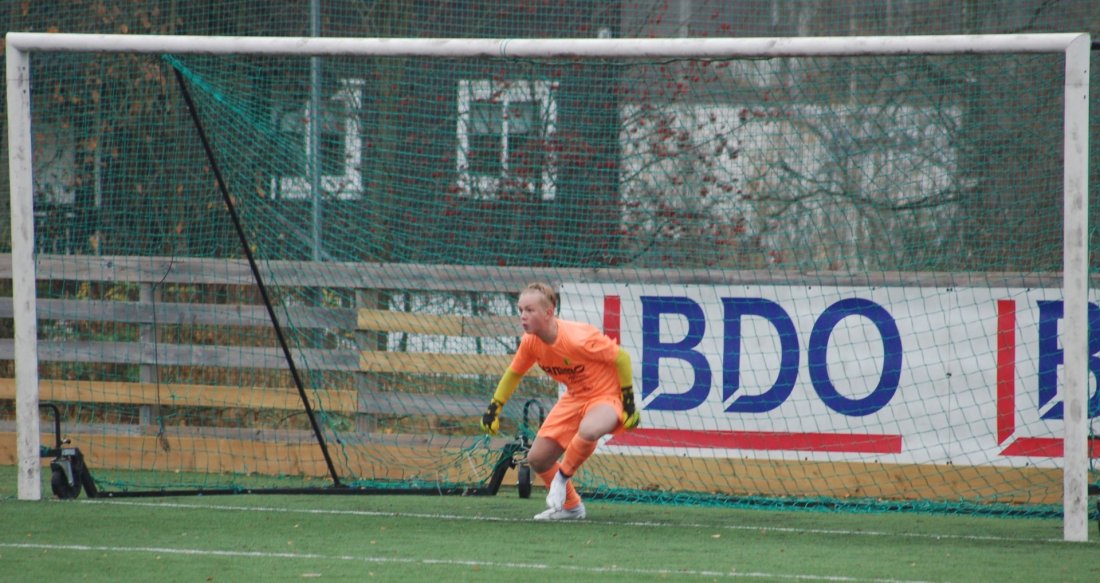 Kort tid etter Raufoss`s første mål, fikk Vind ei billig staffe. Raufoss reddes av sin egen «Alisson Becker», Matheo Aukrusttrædet. Han sørget iskaldt og rolig for å vippe straffeskytter`n ut av fokus, noe som førte til at skuddet gikk himmelhøyt over og at bortepublikumet kunne puste igjen.<br /> 